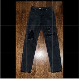 Shein, mom jeans, straight leg, black distressed. Worn 1x. Great quality.